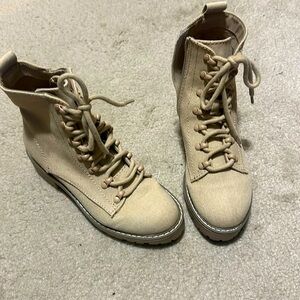 Cargo boots. Great used condition. Size 6